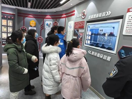 筑牢禁毒防线,共建和谐家园_禁毒教育基地维修工作纪实